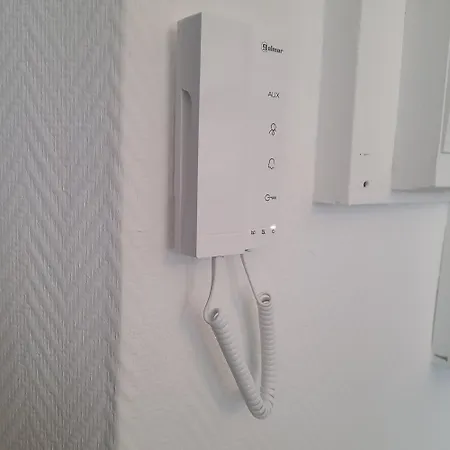 En Rdc - Entree Autonome - Immeuble Securise - Box Internet Apartment