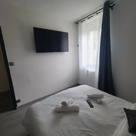En Rdc - Entree Autonome - Immeuble Securise - Box Internet Apartment Brest