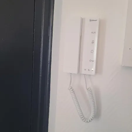 En Rdc - Entree Autonome - Immeuble Securise - Box Internet * Brest